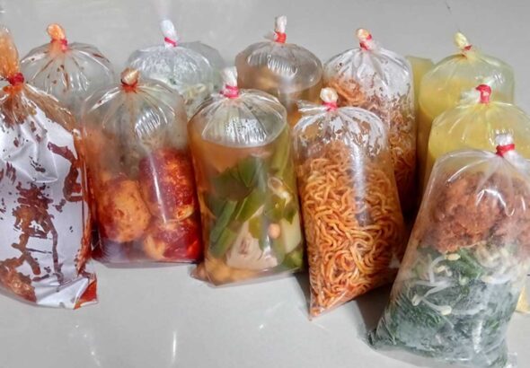 Bahaya Terlalu Sering Mengonsumsi Makanan Berkemasan Plastik