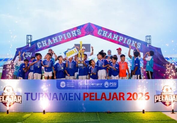 Korwil Babat Juara Turnamen Pelajar Lamongan