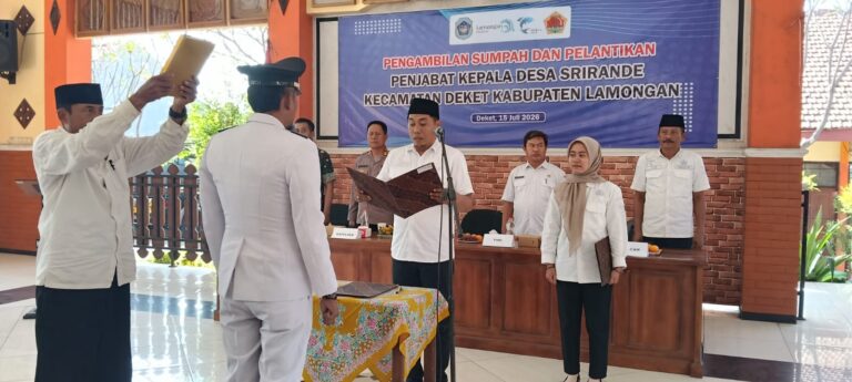 Khairil Anwar Resmi Dilantik sebagai PJ Kepala Desa Srirande, Camat Deket Ajak Wujudkan Pilkades 2027 yang Berkualitas dan Kondusif