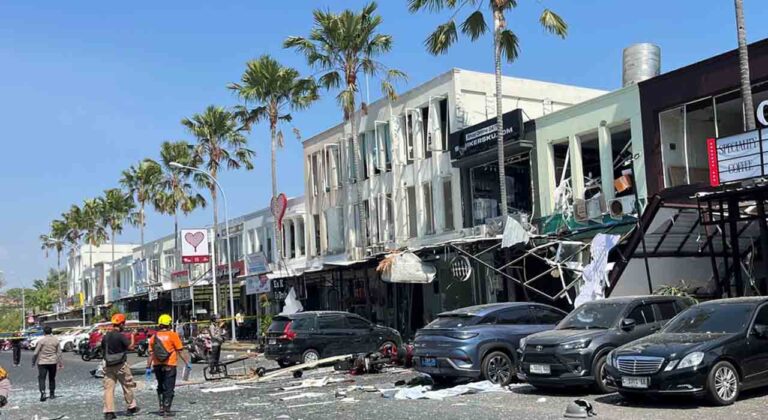 Pakuwon City Diguncang Ledakan